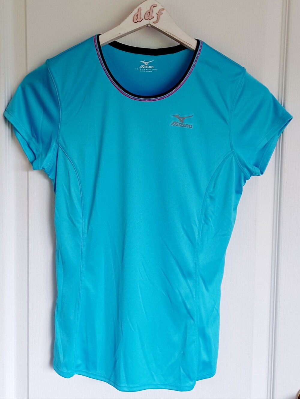 MIZUNO WOMEN'S EXTRA-SMALL FITTED SILHOUETTE MERIDIAN TEE 420914 QUICKDRY PLUS